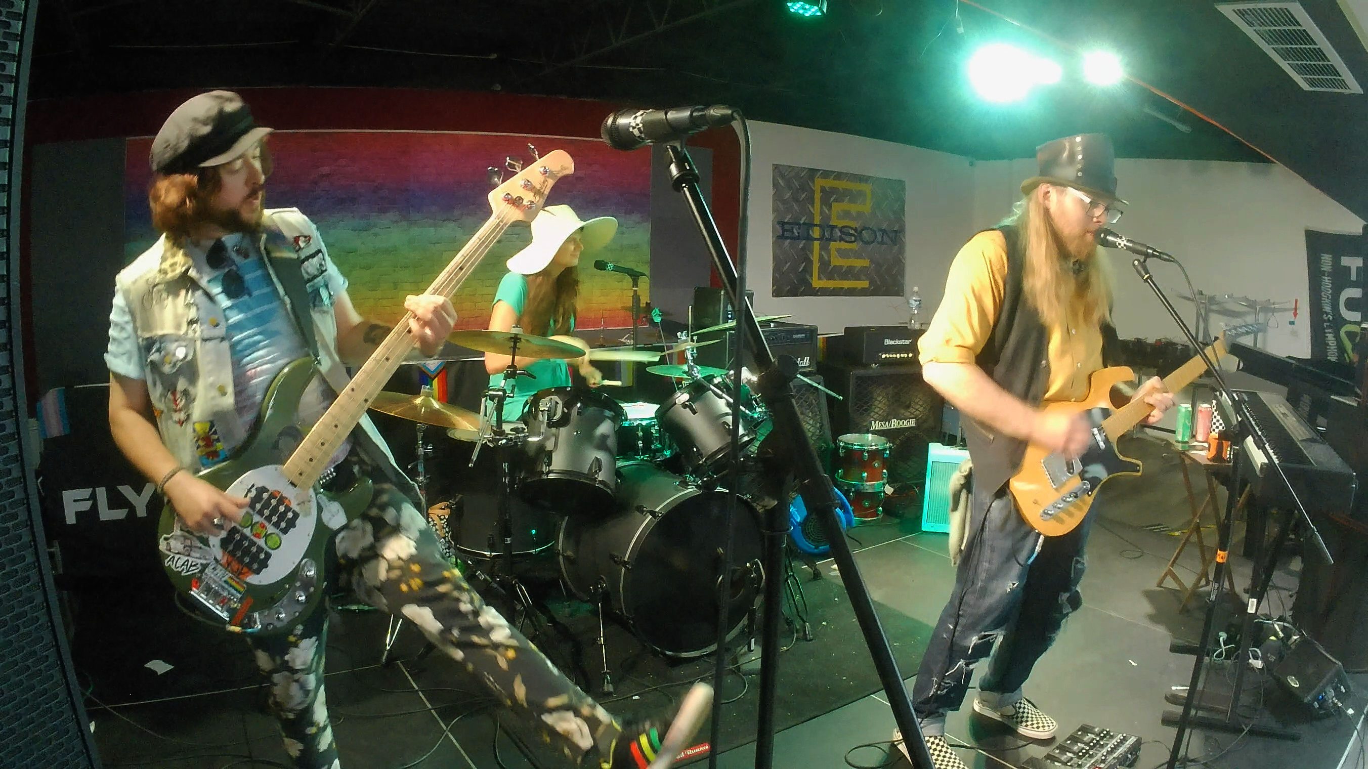 The band at Flying V Music during Revellionfest